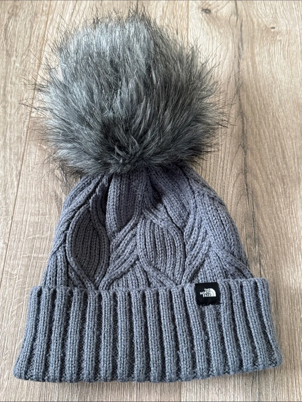 The North Face Gray Knit Beanie with Faux Fur Pom Girl Yourh/Junior One Size